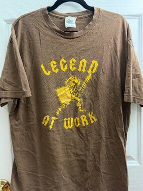 Vintage 2004 Nintendo Legend of Zelda Link Legend at Work Adult XL T-Shirt Brown